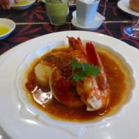 県政記念館の「ビストロ・ドゥ・レヴ」へ