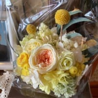 お花を受け取りに　・・・ recieving beautiful preserved flowers
