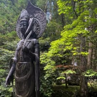 高野山「奥之院」