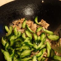 きゅうりの甘酢炒め ～夏野菜いっぱいで！