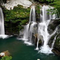 徳島県「大轟の滝」