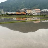 肥薩おれんじ鉄道くまモンラッピッング列車　水鏡Ⅱ