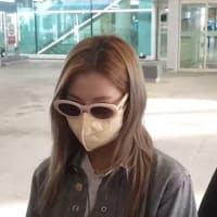 Sana arrives in Korea later than other members (TWICE)