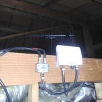 茅ヶ崎市にてアンテナ立て替え工事　屋根裏設置
