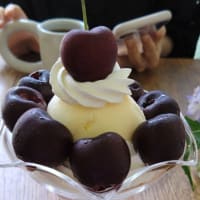 金曜日は神の館とBarbaracoffeeへ