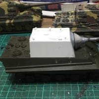 ③マイクロエースリモコン戦車改