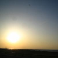 夕暮れ日本海　新潟市日和浜海岸あたり
