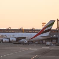 台風10号の影響でエミレーツ航空 遅延 16日 A380. 2機飛来と言う珍しいケースとなったけど・・・・