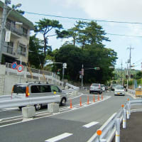 神戸市東灘区　阪急御影駅　山側のバス停から　　　　　　　　　　　　　　13年前の今日　2009年8月11日の本ブログに掲載　　　　　　　　