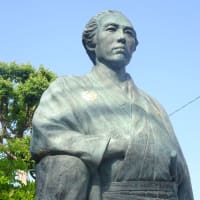 立会川の坂本龍馬と共に！伏見仲町稲荷神社！朱色の⛩鳥居⛩が実現！