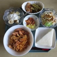 春のパン祭りの白いお皿(*'▽')
