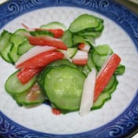 質素に少量-今日も元気----羽根つき餃子、一刻堂のラーメン、ブドウ、豚肉の生姜焼き、ホッケの塩焼き、メロン