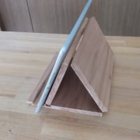 タブレットスタンドってみなさんどうしてますか？