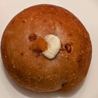 「SONOHI BAGEL (ソノヒベーグル) "チョコチョコマカダミア(人気No.1) 、 2種のチーズ(人気No.2) 、 ブルーベリー(人気No.3)"」東池袋店