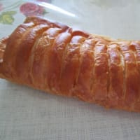 ヤマザキのずっしりデニッシュホイップクリーム 