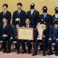 WBCヒーローと下衆の集合写真