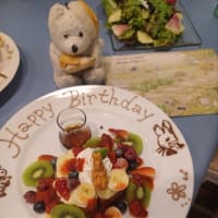 いちごが大好きなハナちゃんのお誕生日です