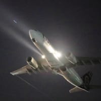 夜間の離陸（ニュージーランド、フィジー航空機）