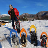 冬の晴れた日にスノーシュー談義