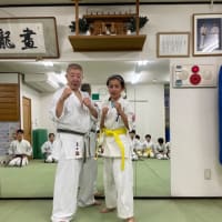 明日から昇級審査の帯と賞状を渡します