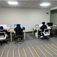 中国　　競争社会、「見栄」「体裁」重視社会、厳しい経済財状況が生んだ「ネズミ人間」「働くフリ会社」
