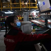 “熱狂”は戻らず　「618商戦」に見る中国消費の変化
