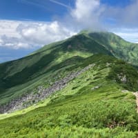 富良野岳〜三峰山〜上富良野岳　2024/8/1