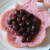 セブンイレブン　桜みたいなつぶあんぱん
