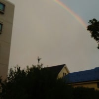 台風行って、虹が吹く