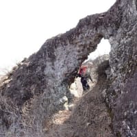 群馬１００名山「岩櫃山」を登る