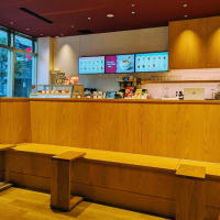 COSTA COFFEE L.Biz日本橋店でフラットホワイト☕