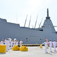 護衛艦やはぎの引渡式・自衛艦旗授与式が5月21日に行われました