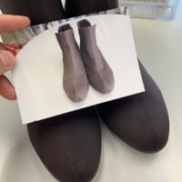 【ショートブーツ】が甦りました。