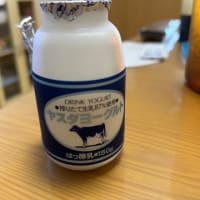 明日はカツカレーの日です。