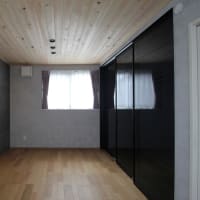 【第3643回】半地下を持つ3階建ての家