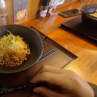 Vストローム250 ×2　　　担担麺や 天秤の担担麺は5辛が限度でした(^^;