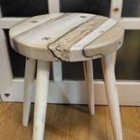 丸椅子の製作　２３作目