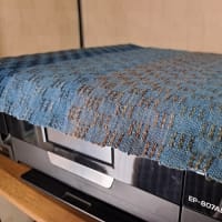 布を織る