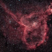 IC1805　ハート星雲