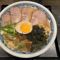 【東京駅】 博多麺房 赤のれん 丸の内店「特製盛合せ麺(1370円)＋水餃子5個(320円)」
