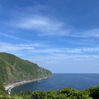 藍ケ江の海✨6月8日(日)⛅️ 鱗雲☁️ 青ヶ島見えました🏝️