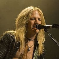 アコースティックギターの音色を～四つ葉のクローバーノートにあった あの時 あなたが摘んでくれた あれは遠い夏のことさ～ロードショー・あんたのバラード・ノンノン人形　