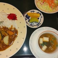 ポークと野菜カレー・レストラン樹林本日のランチ