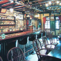 　神戸にあった英国風パブの「The king's　Arms　キングス　アームス」　　　　　　