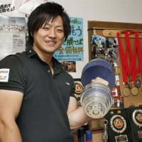 アームレスリング世界チャンピオン　山本選手