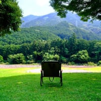 朝は川遊び-三重県紀北町：「キャンプ inn 海山」