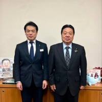 北海道教育長経済部の中島俊明部長が、退任のご挨拶にみえられました