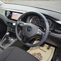 2021y VWポロ1.0コンフォートライン新入庫です。