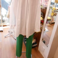 Thu　サベーラ　トップス