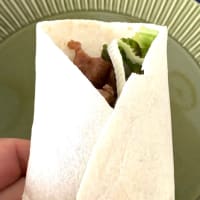 お昼はトルティーヤ